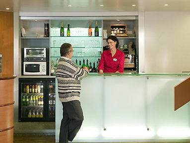 Hotel Kyriad Est - Parc Expositions 3*
