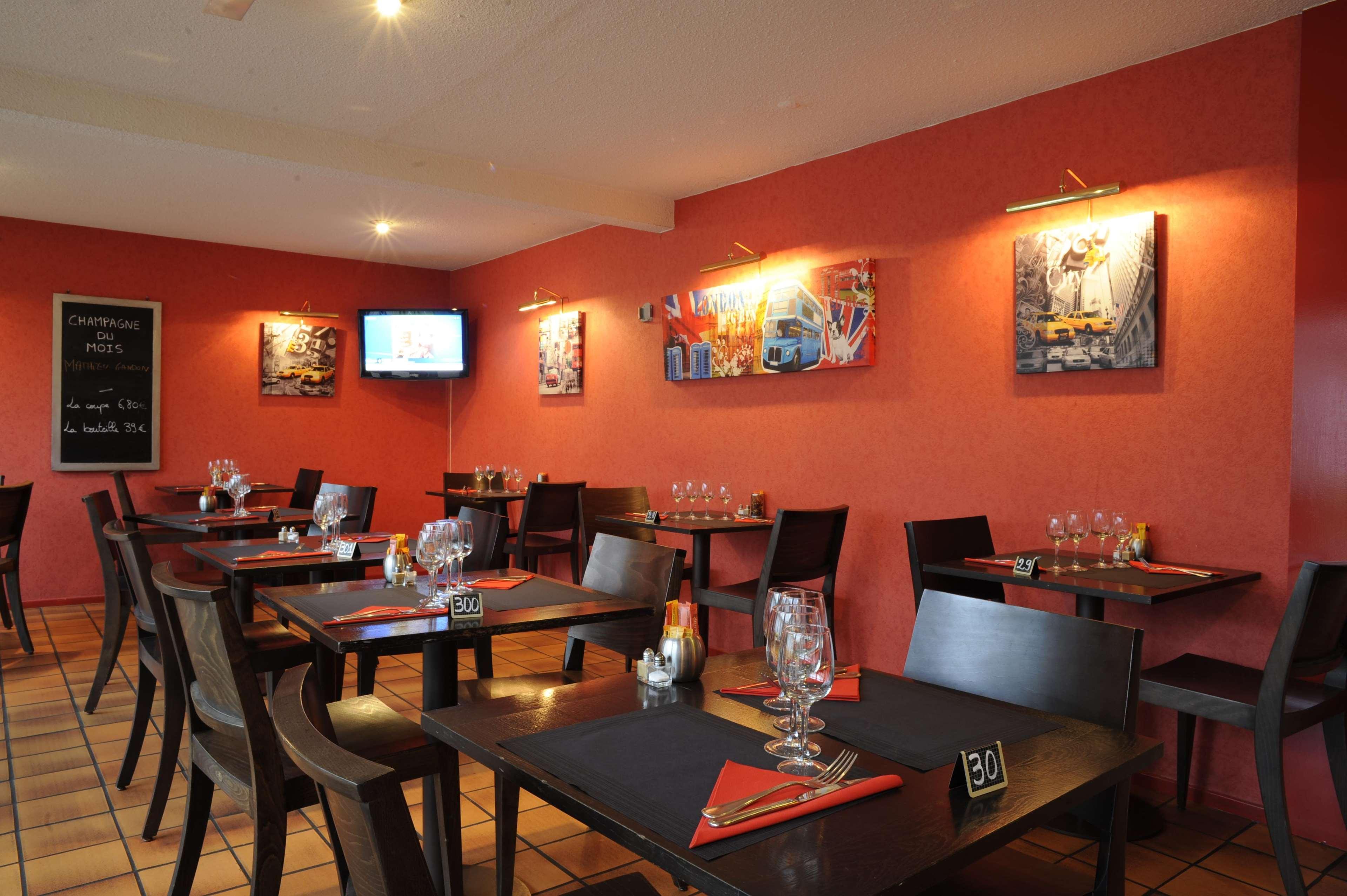 Kyriad Est - Parc Expositions 3*
