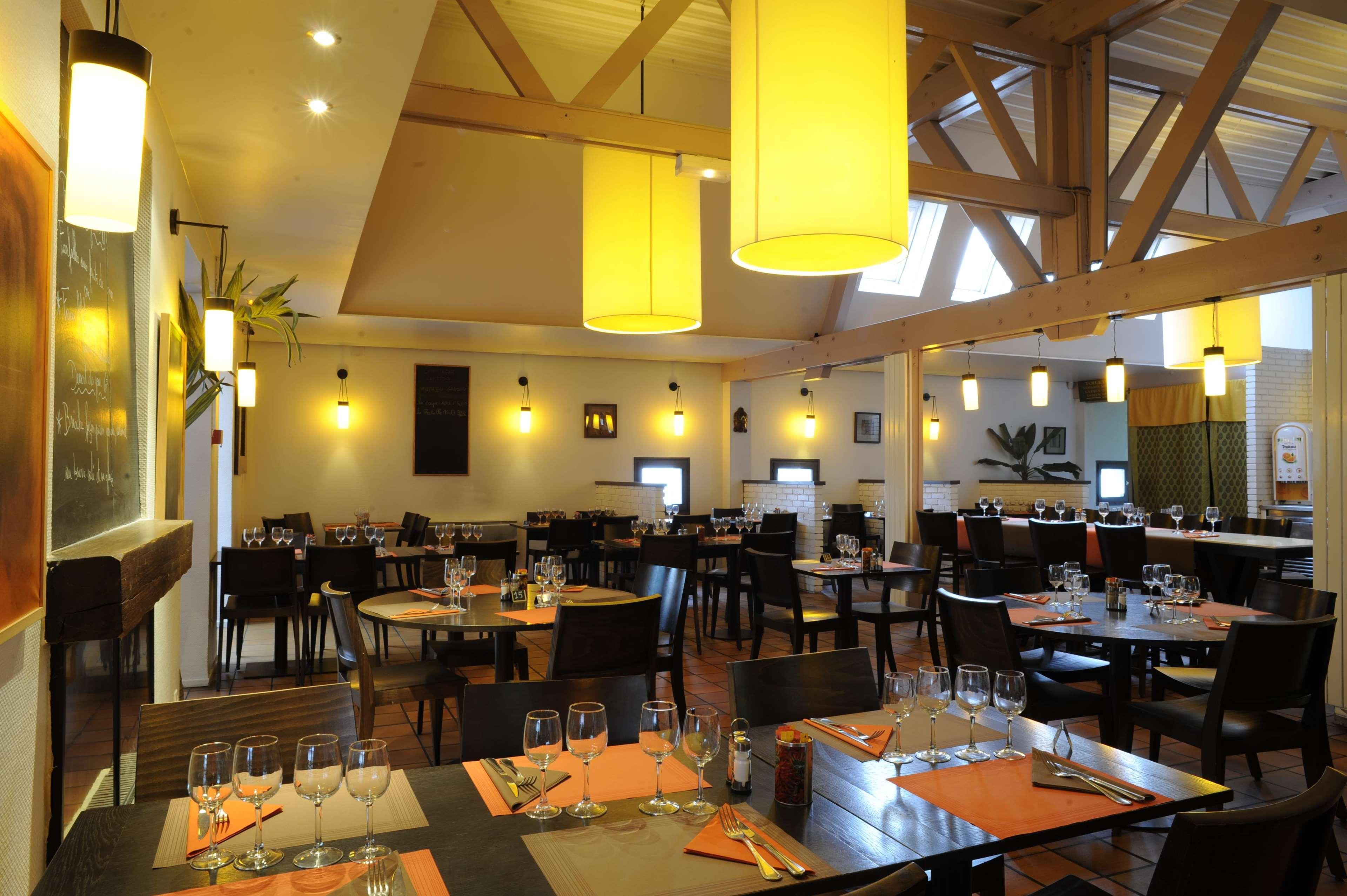 Hotel Kyriad Est - Parc Expositions