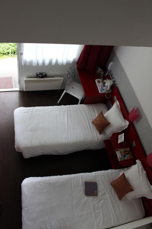 Kyriad Est - Parc Expositions 3*